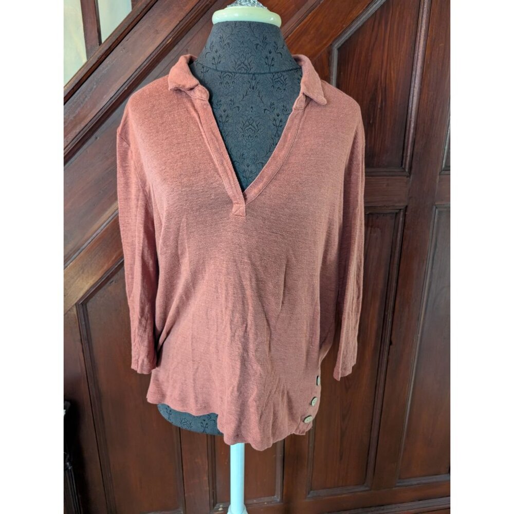 Tahari Rust Linen Long Sleeve Collared V-Neck Top W/ Button Detail Womens M